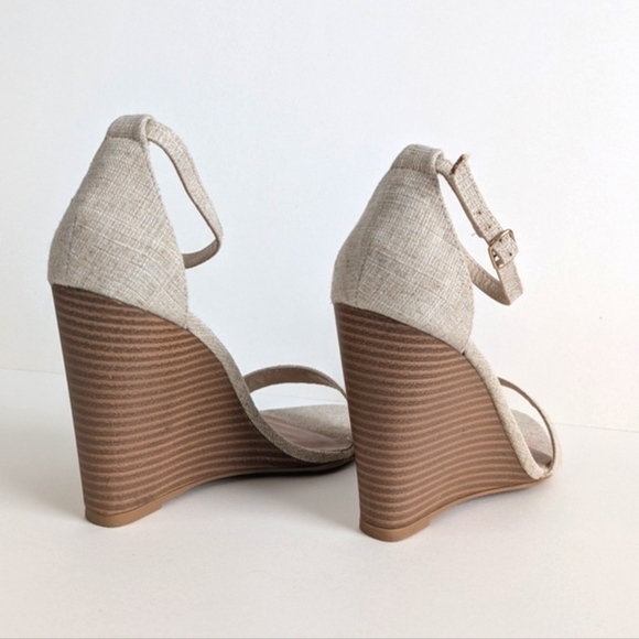 JustFab Liota Sandal Ankle Strap Stacked Heel Open Toe Linen Natural Beige sz 10 - Picture 2 of 12